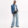 Audrey-crossbody-taske i Signature Canvas