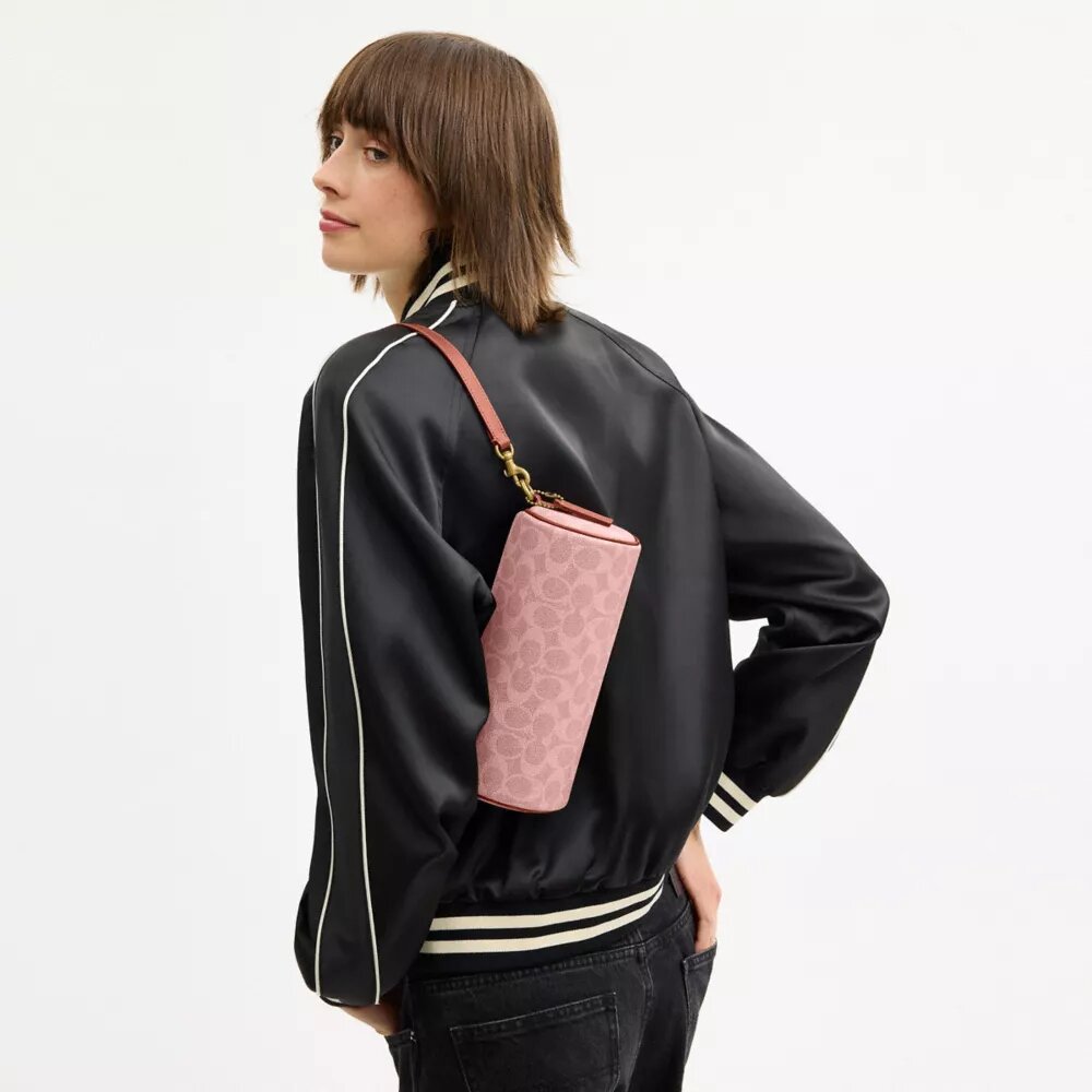 Barrel-taske i Signature Canvas