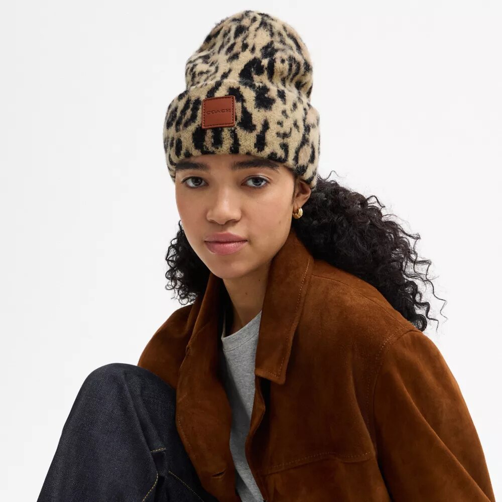 Beanie med leopardmønster