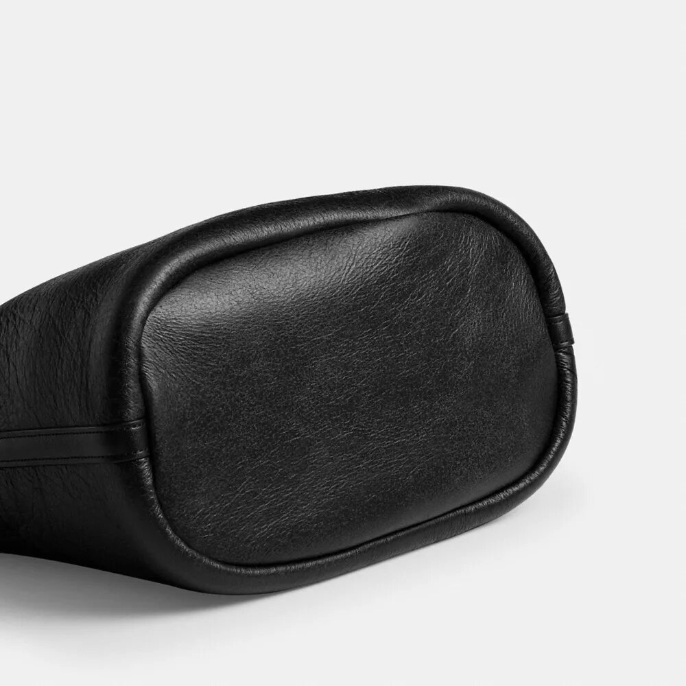 Bleecker Bucket-taske i shearling