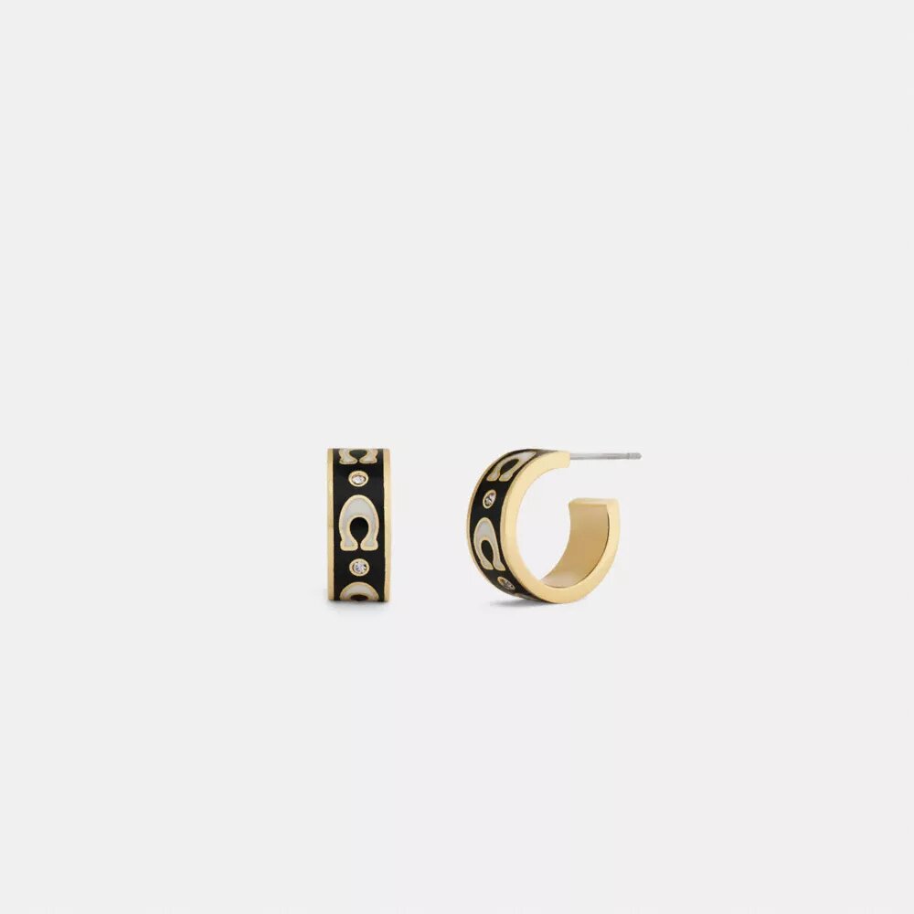 C Huggie-øreringe i gentaget design