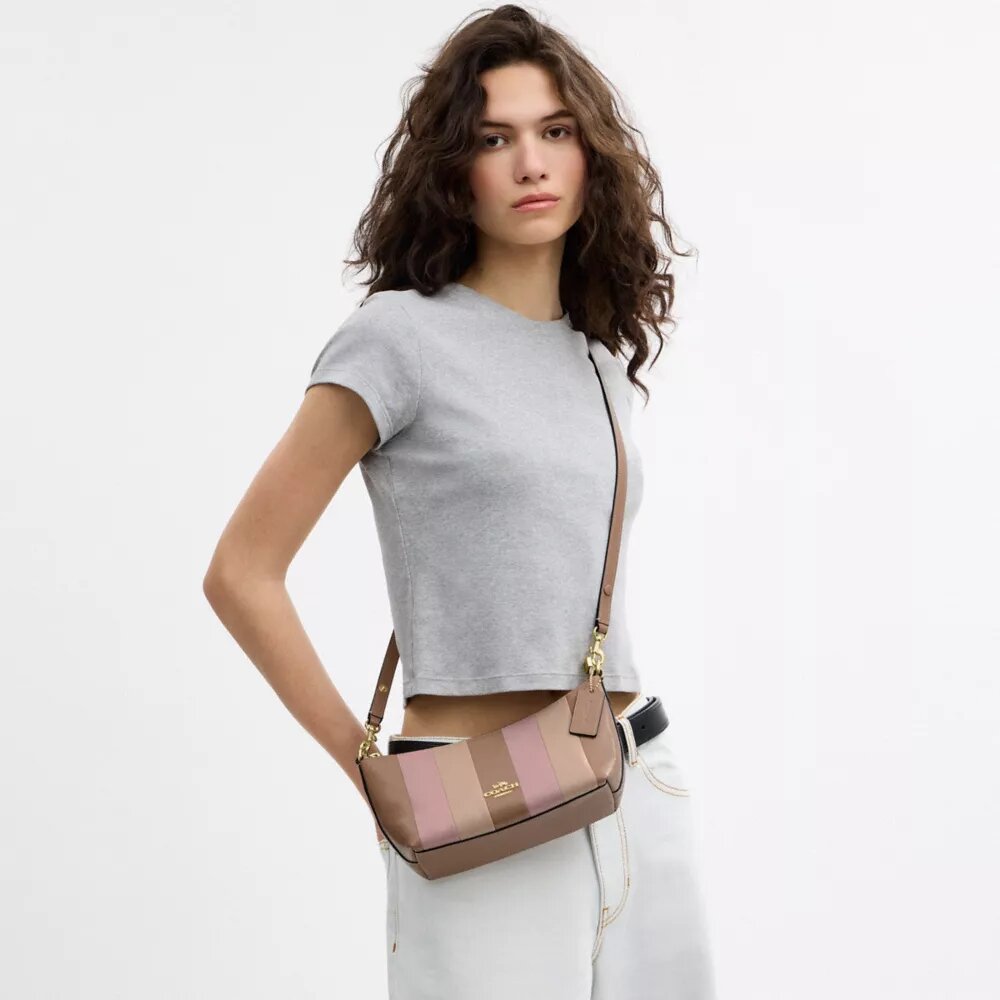 Caitlin skuldertaske med stribet patchwork