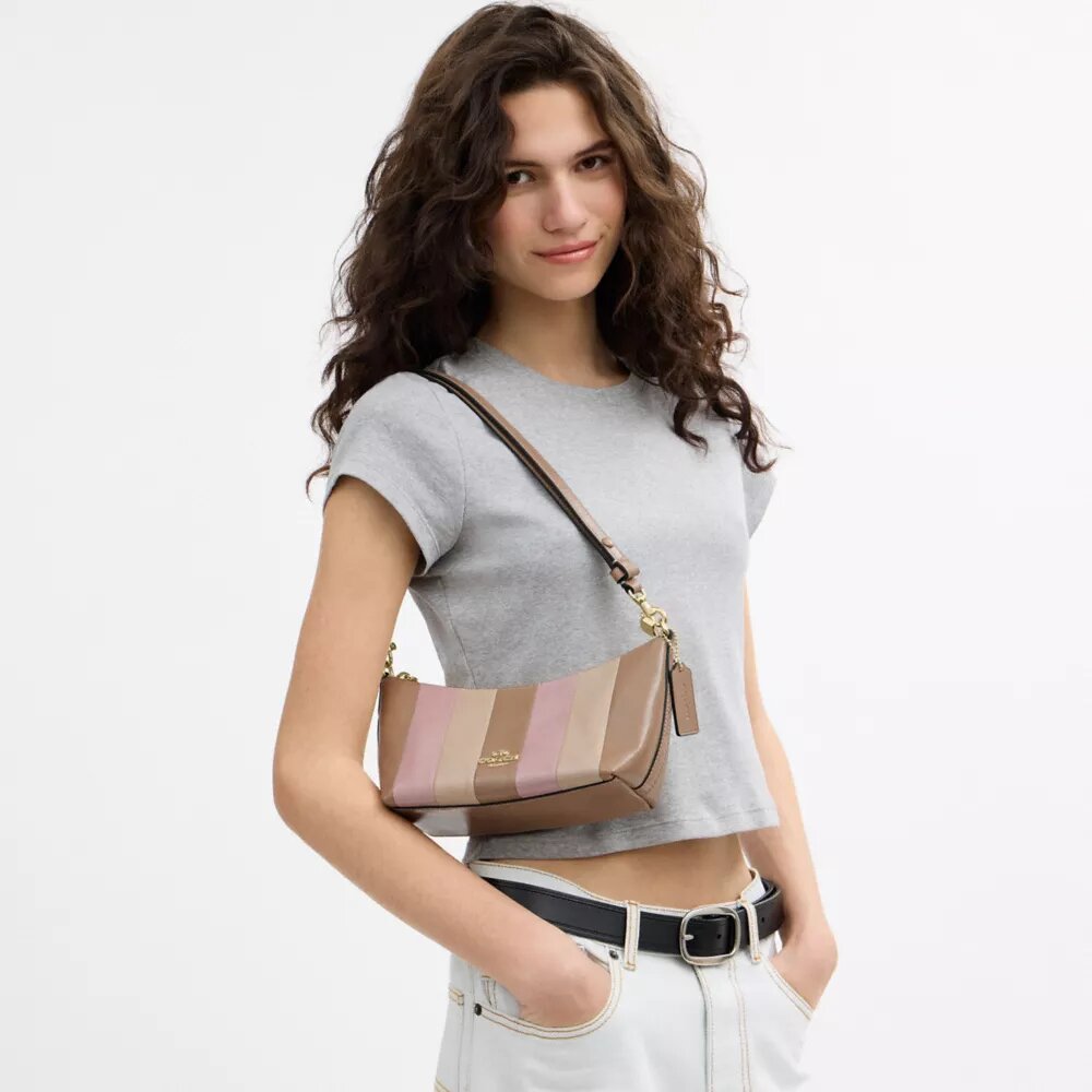 Caitlin skuldertaske med stribet patchwork