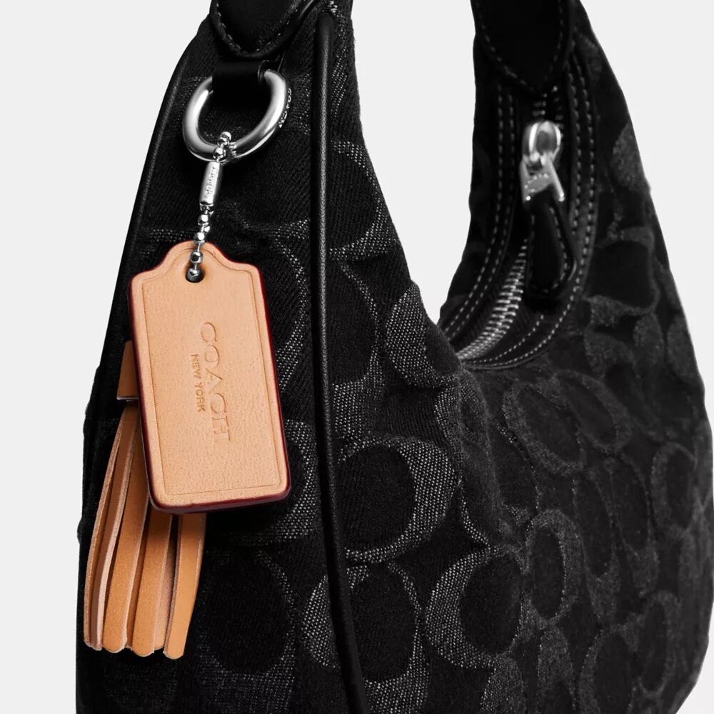 Carmen Minitasker i signaturdenim