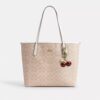 City-tote i Signature Canvas