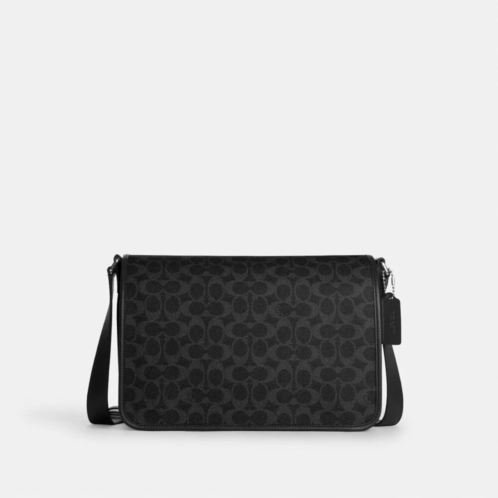 Colby Messenger-taske 32 i Signature Canvas