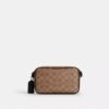 Colton Crossbody-taske 19 i Signature Canvas
