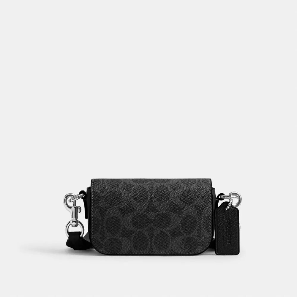 Crossbody-taske med klap i Signature Canvas