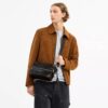Dakota-crossbody-taske i brugt læder
