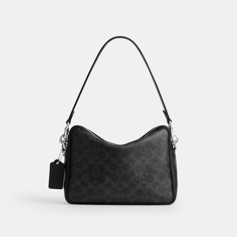 Dakota crossbody-taske i Signature Canvas