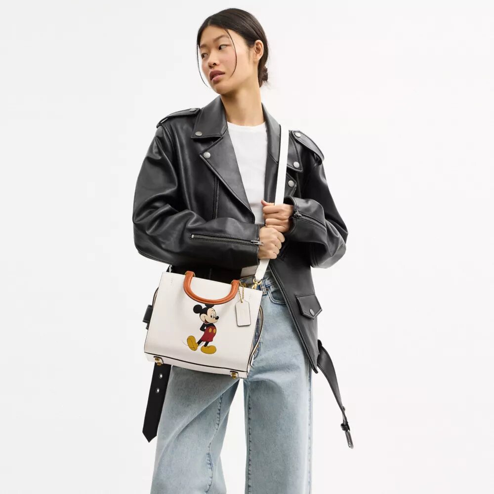 Disney X Coach Rogue-tasker 25 med Mickey Mouse