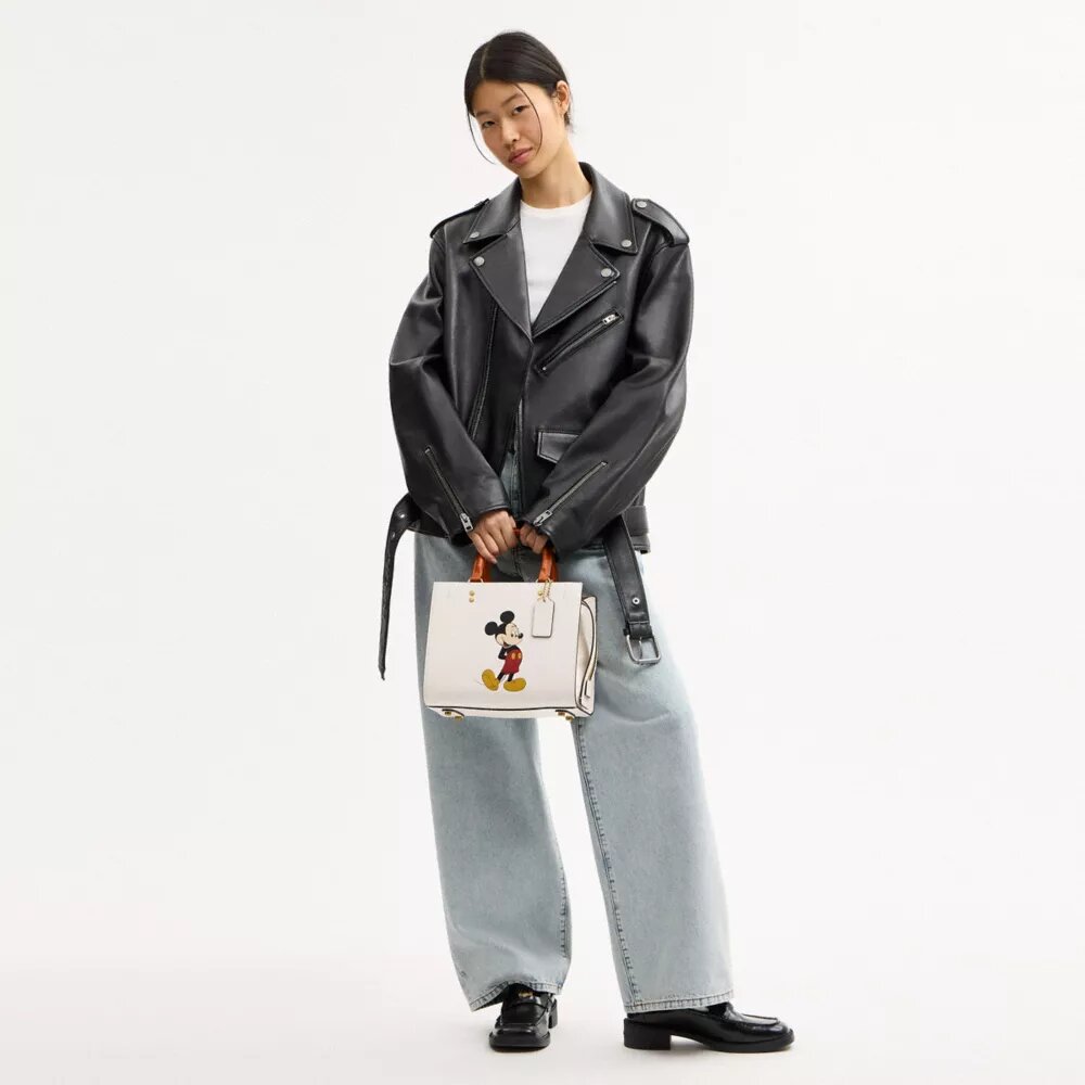 Disney X Coach Rogue-tasker 25 med Mickey Mouse