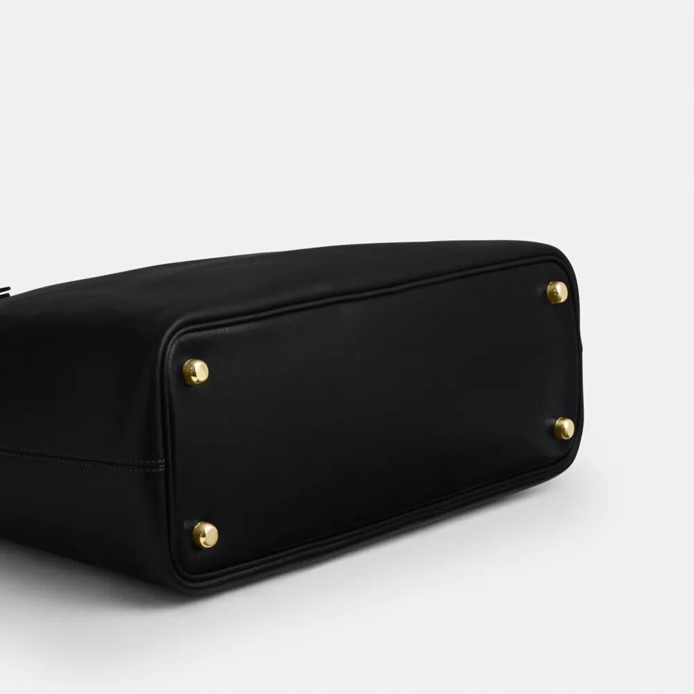 Easton-tote-tasker