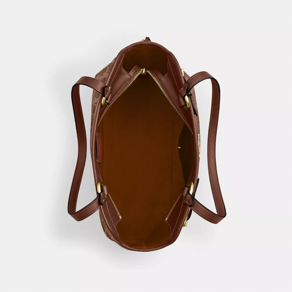 Easton-tote-tasker i signatur-chenille