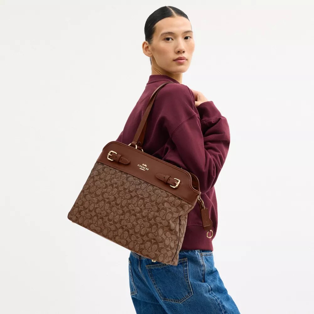 Easton-tote-tasker i signatur-chenille
