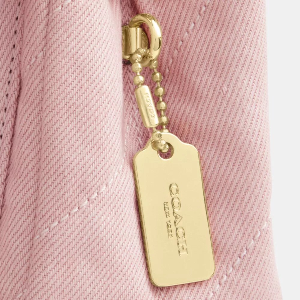 Elodie crossbody-taske 18 i Loved Denim med quiltning