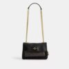 Elodie crossbody-taske 18 i Signature Canvas
