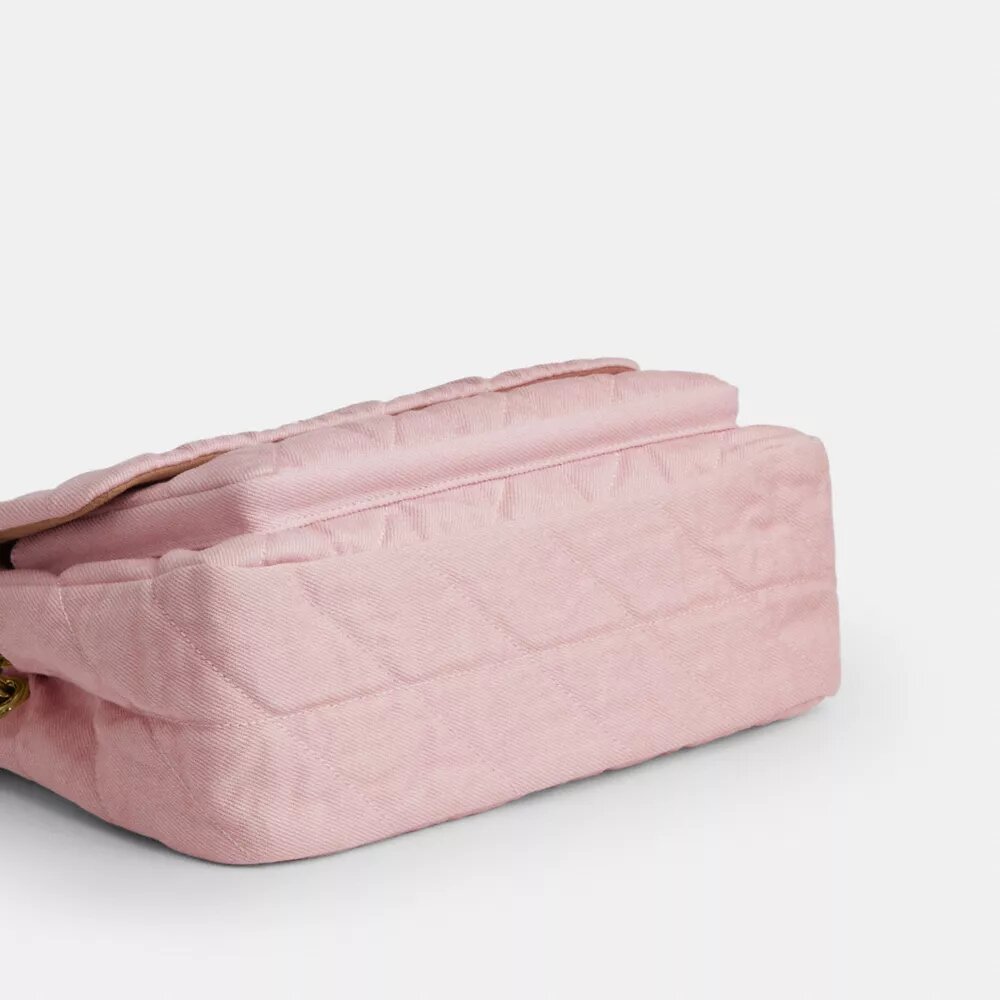 Elodie crossbody-taske i Loved Denim med quiltning