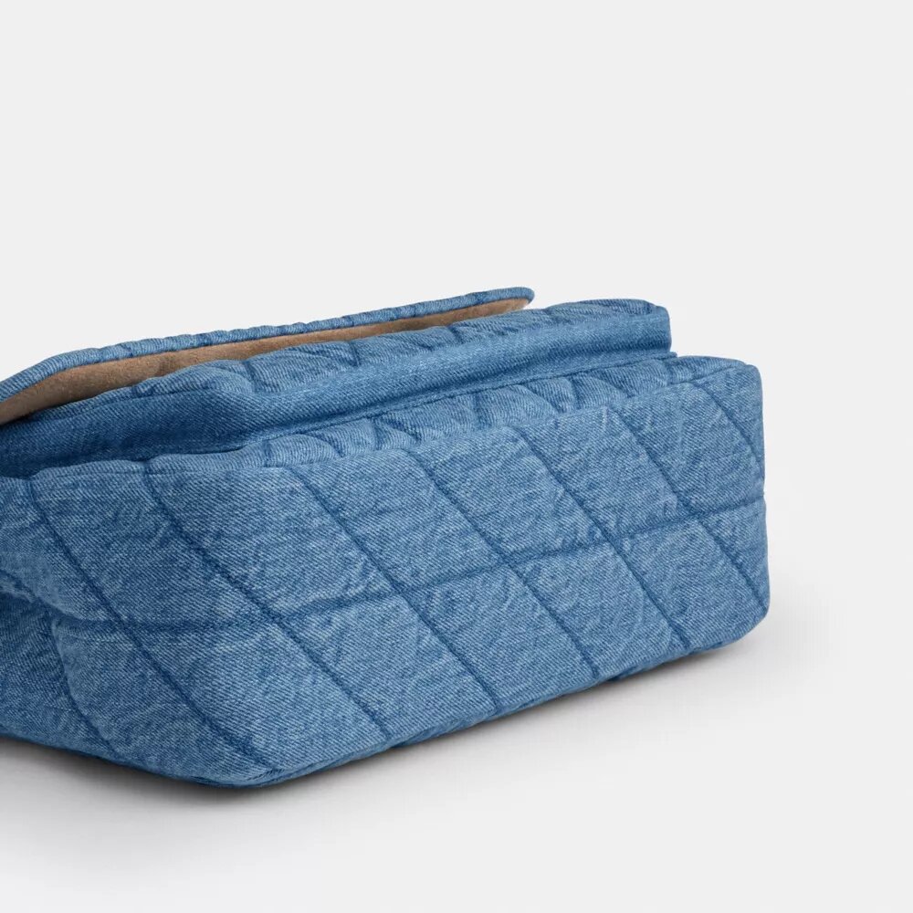 Elodie Crossbody-taske i regenerativ bomuld med quiltning