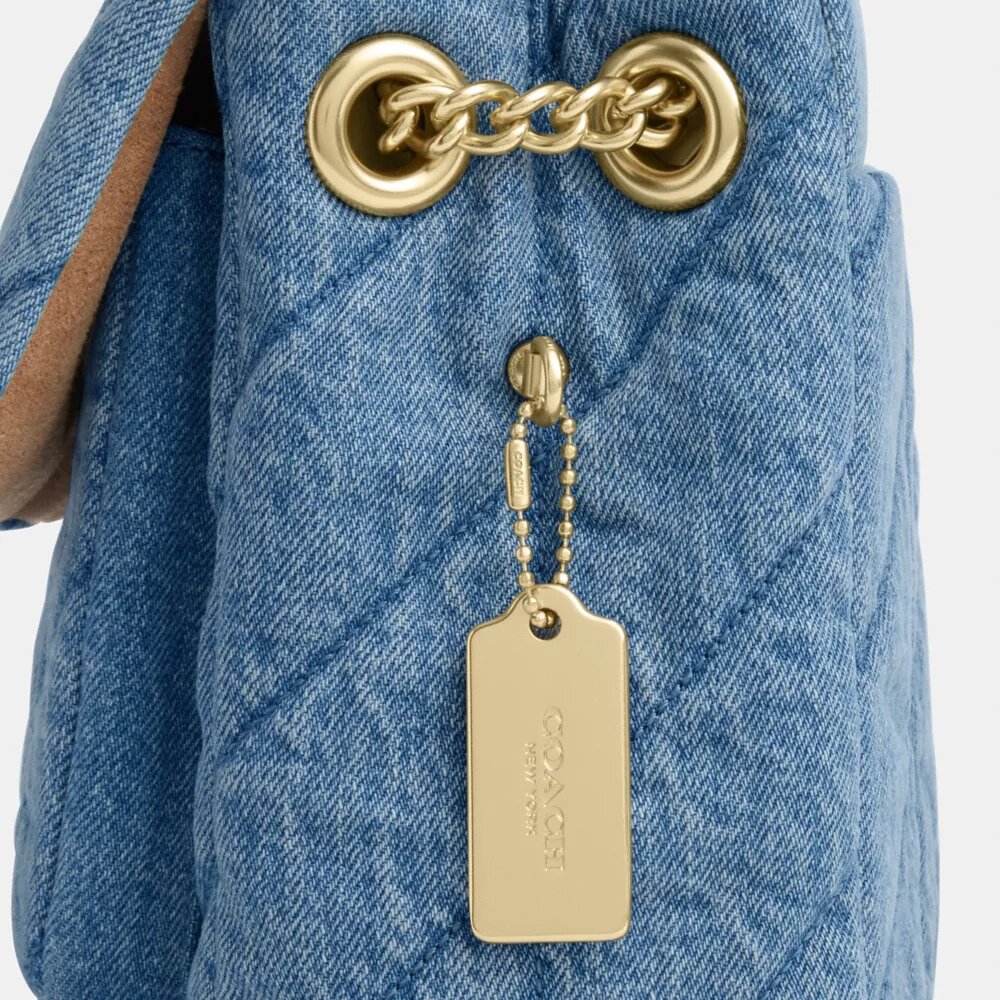 Elodie Crossbody-taske i regenerativ bomuld med quiltning