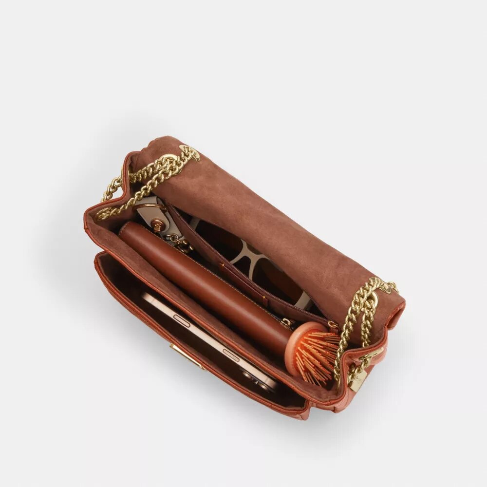 Elodie crossbody-taske med quiltning