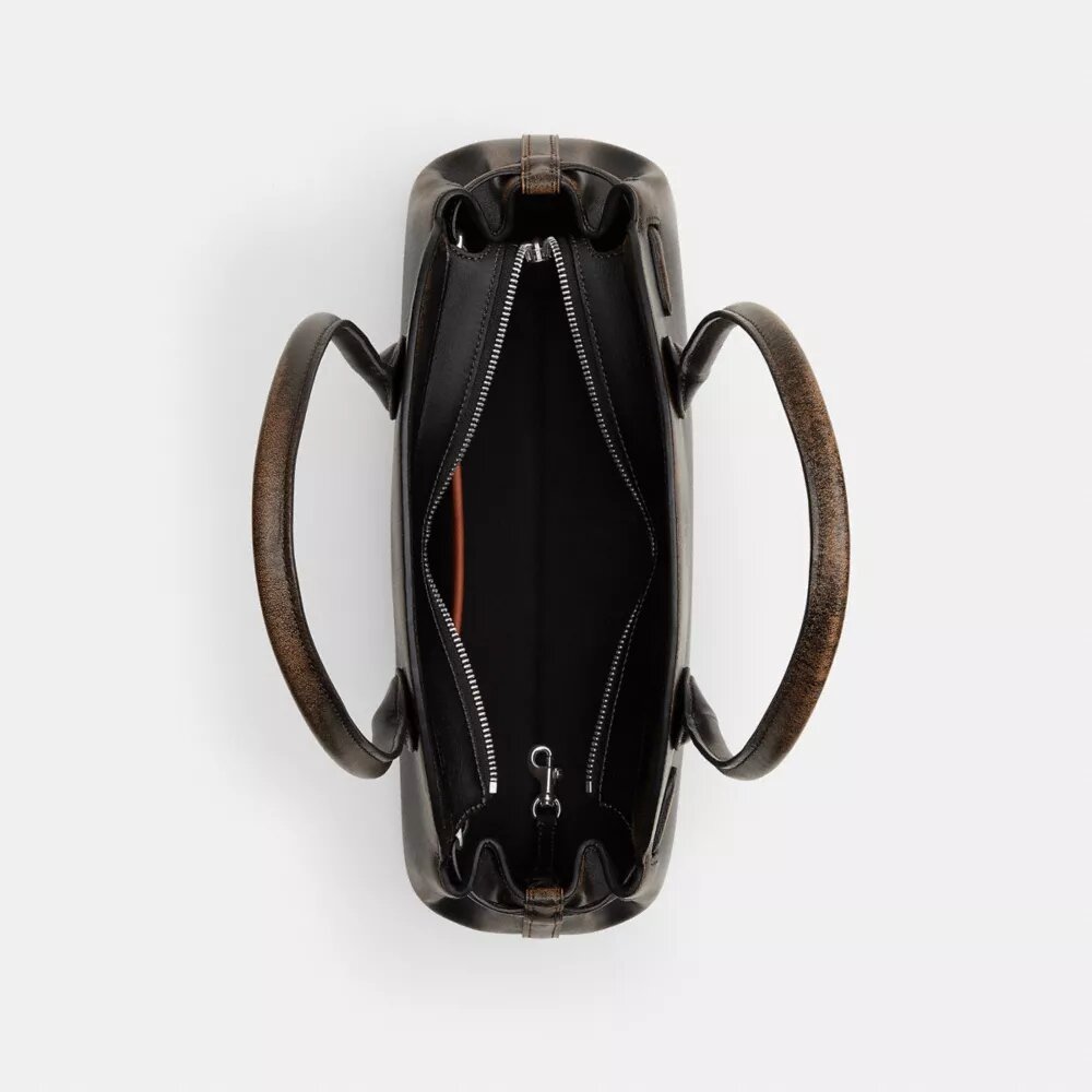 Empire Carryall-tasker 34 i patineret læder
