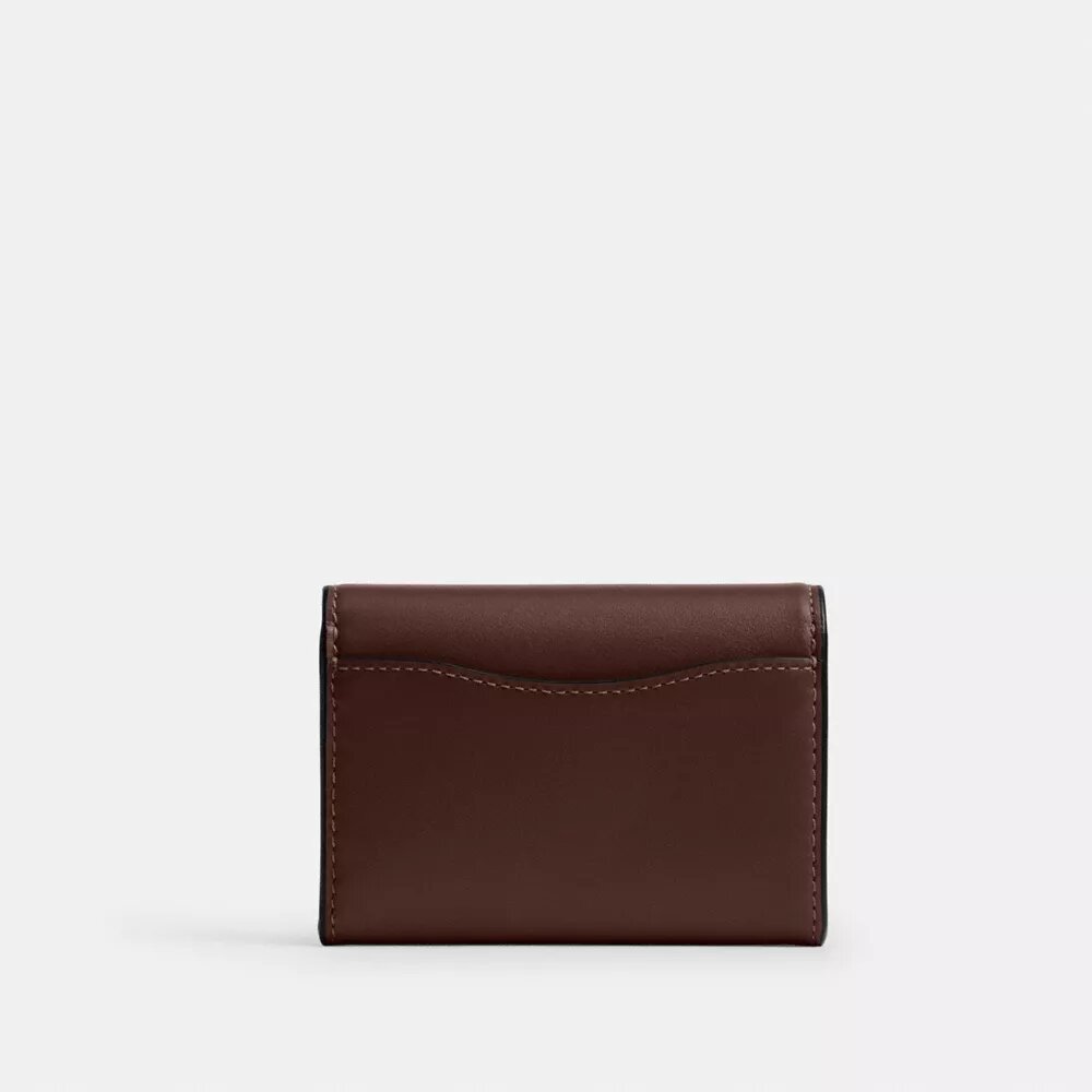 Essential kortetui med klap