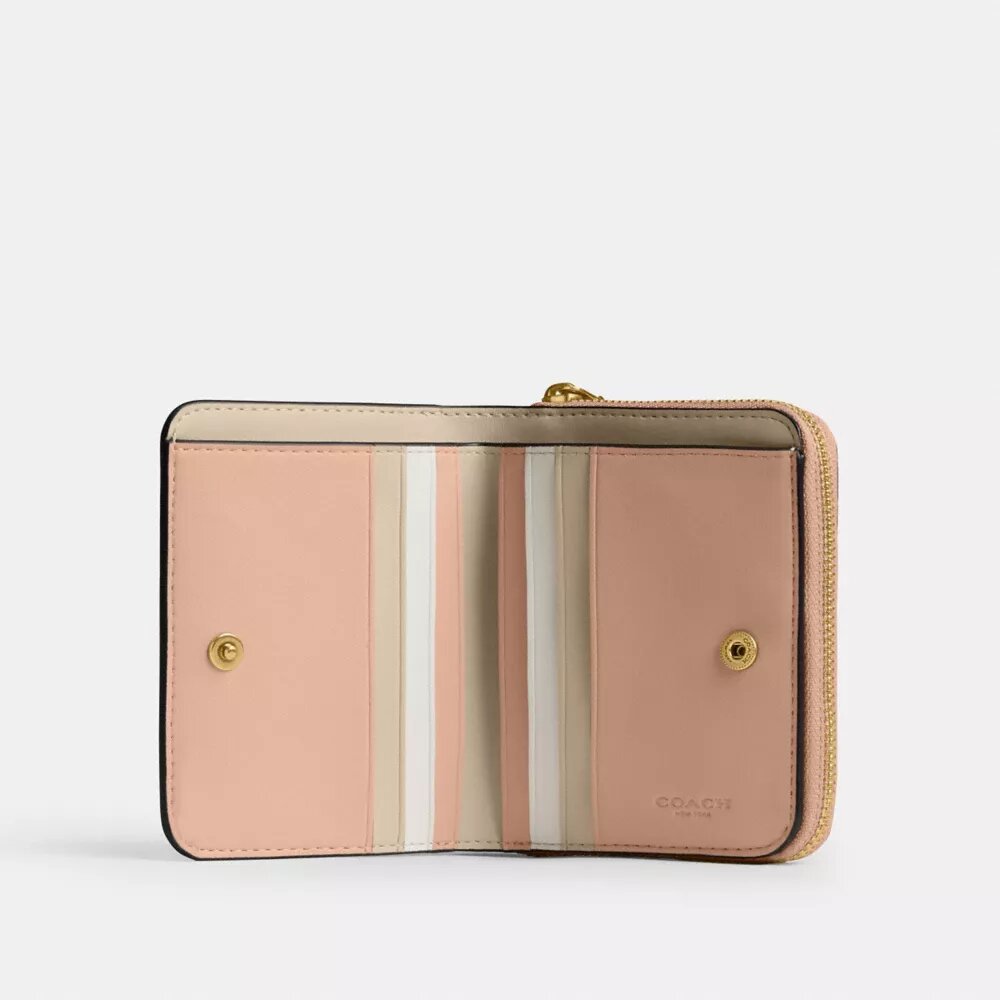 Essential-punge i farveblok