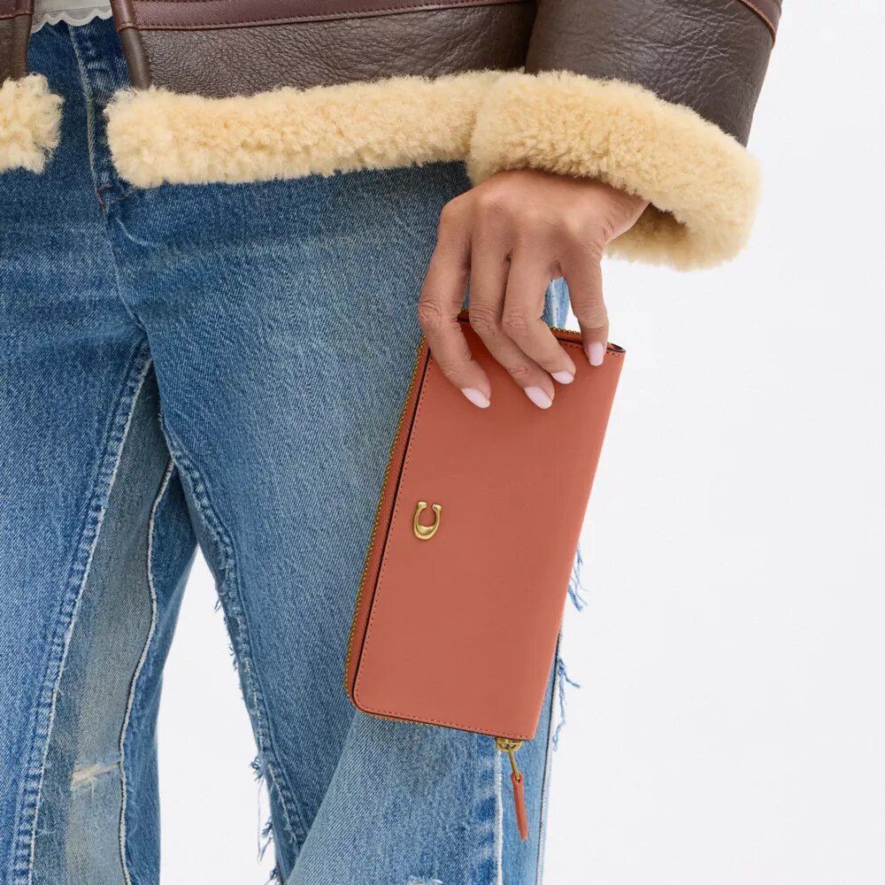 Essential Slim Accordion Zip Punge