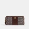 Essential Slim Accordion Zip-punge i vores signatur-jacquard