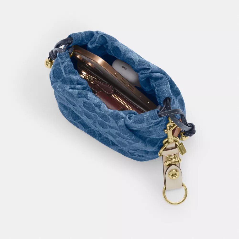 Faye Minitasker i signaturdenim
