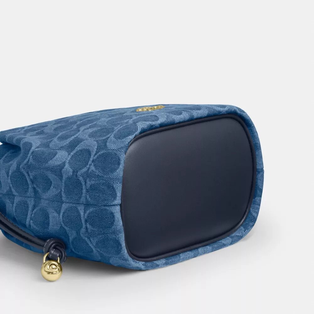 Faye Minitasker i signaturdenim