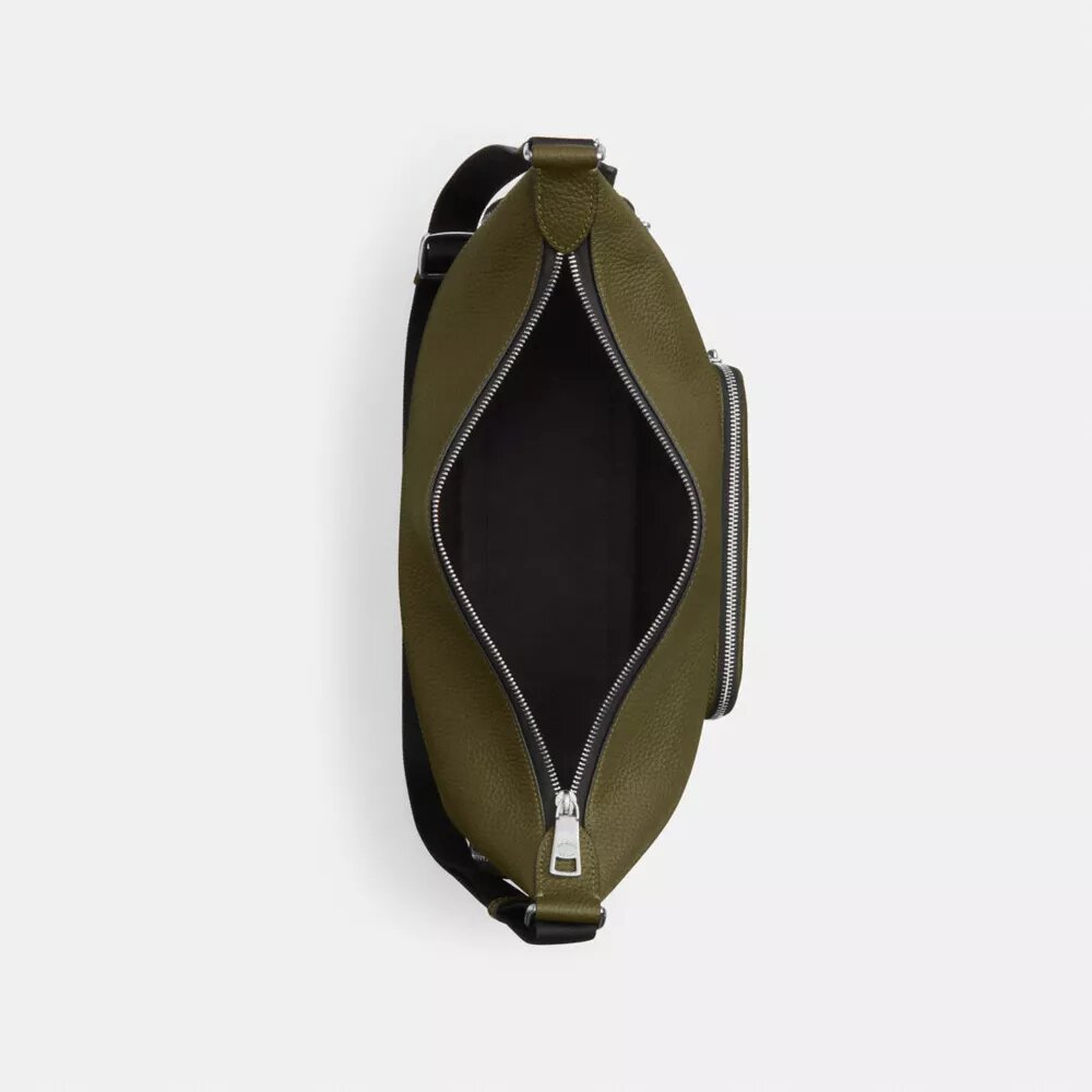 Finn crossbody-taske med lommer