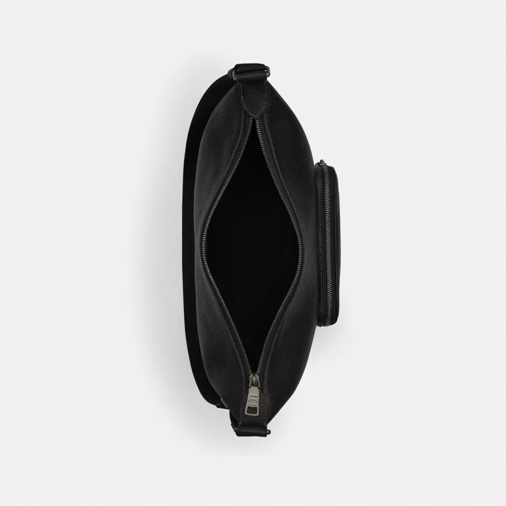 Finn crossbody-taske med lommer