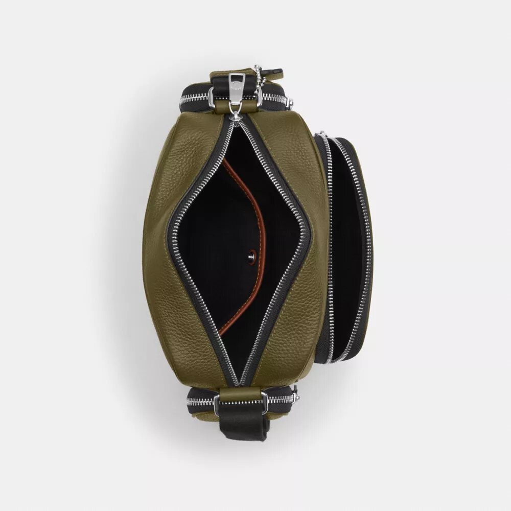 Fletcher crossbody-tasker