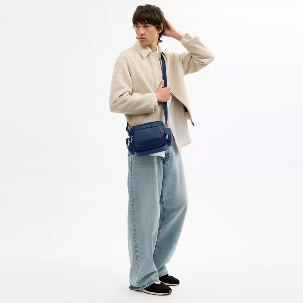 Fletcher crossbody-tasker