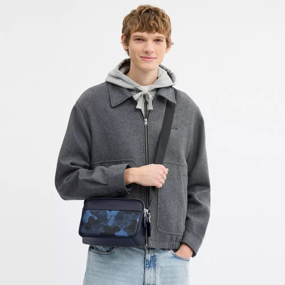 Graham Crossbody-taske i signatur-camouflagemønster