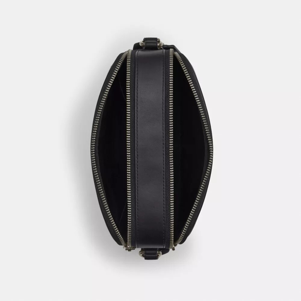 Graham crossbody-taske i Signature Canvas med varsity-striber