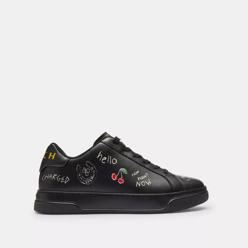 Høje sneakers med skitseprint