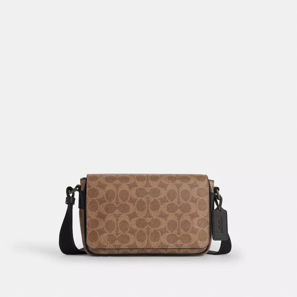 Jack lille crossbody-taske med klap i Signature Canvas
