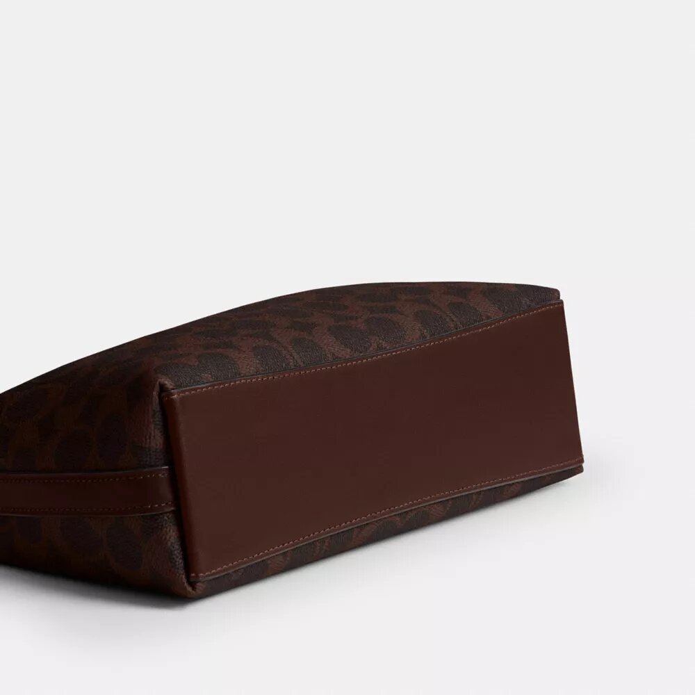 Juliet skuldertasker 25 i Signature Canvas