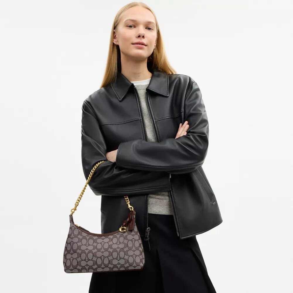 Juliet skuldertasker 25 i Signature Jacquard