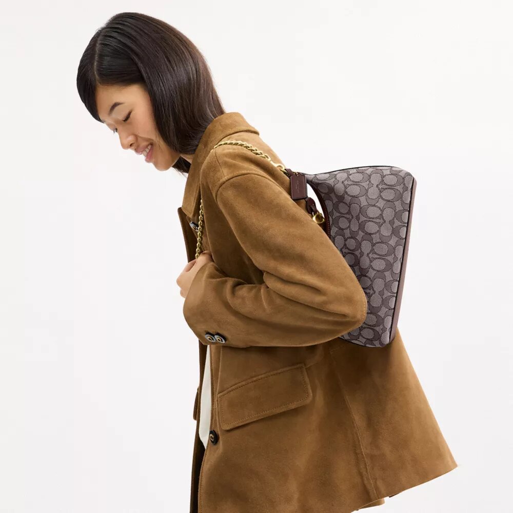 Juliet skuldertasker 25 i Signature Jacquard