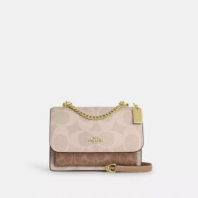 Klare crossbody-taske i blokmønstret Signature Canvas
