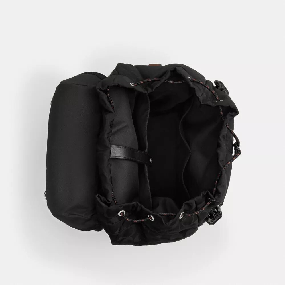 Logan-rygsække i signaturnylon