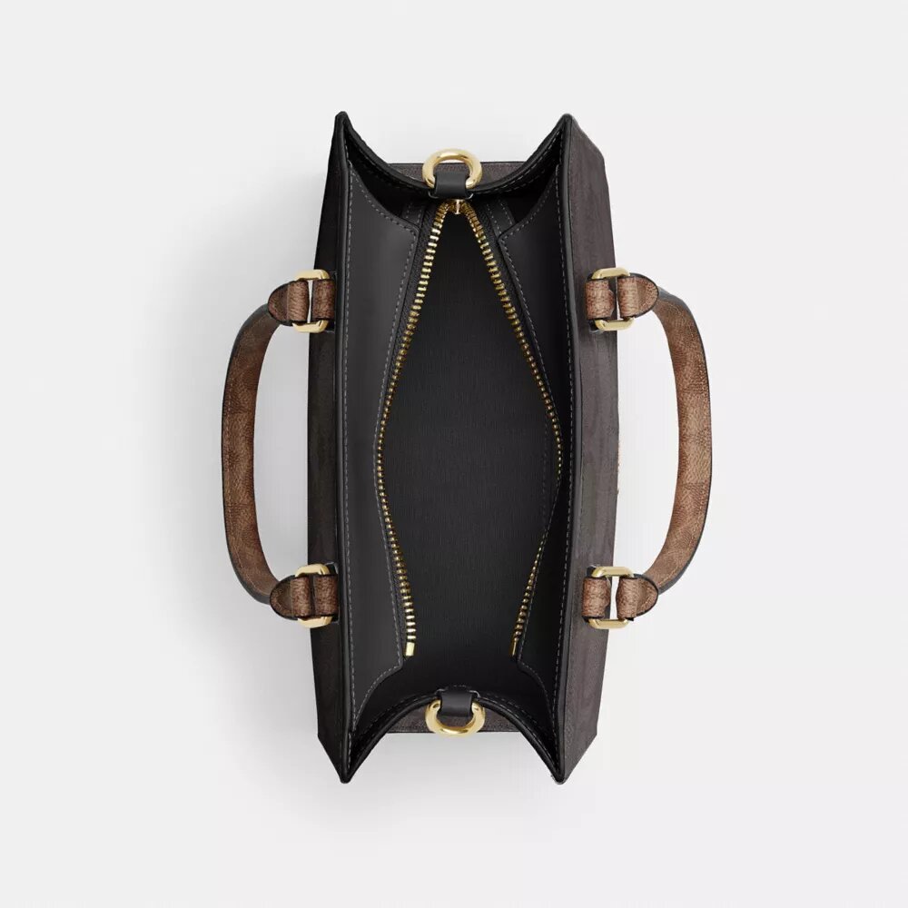 Maggie lille tote-taske i blokmønstret Signature Canvas