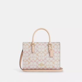 Maggie lille tote-tasker i Signature Canvas