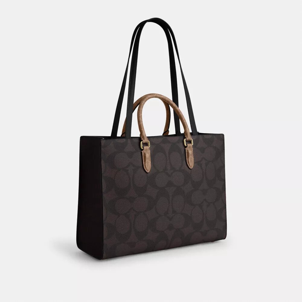 Maggie-tote-taske i Signature Canvas med blokmønster