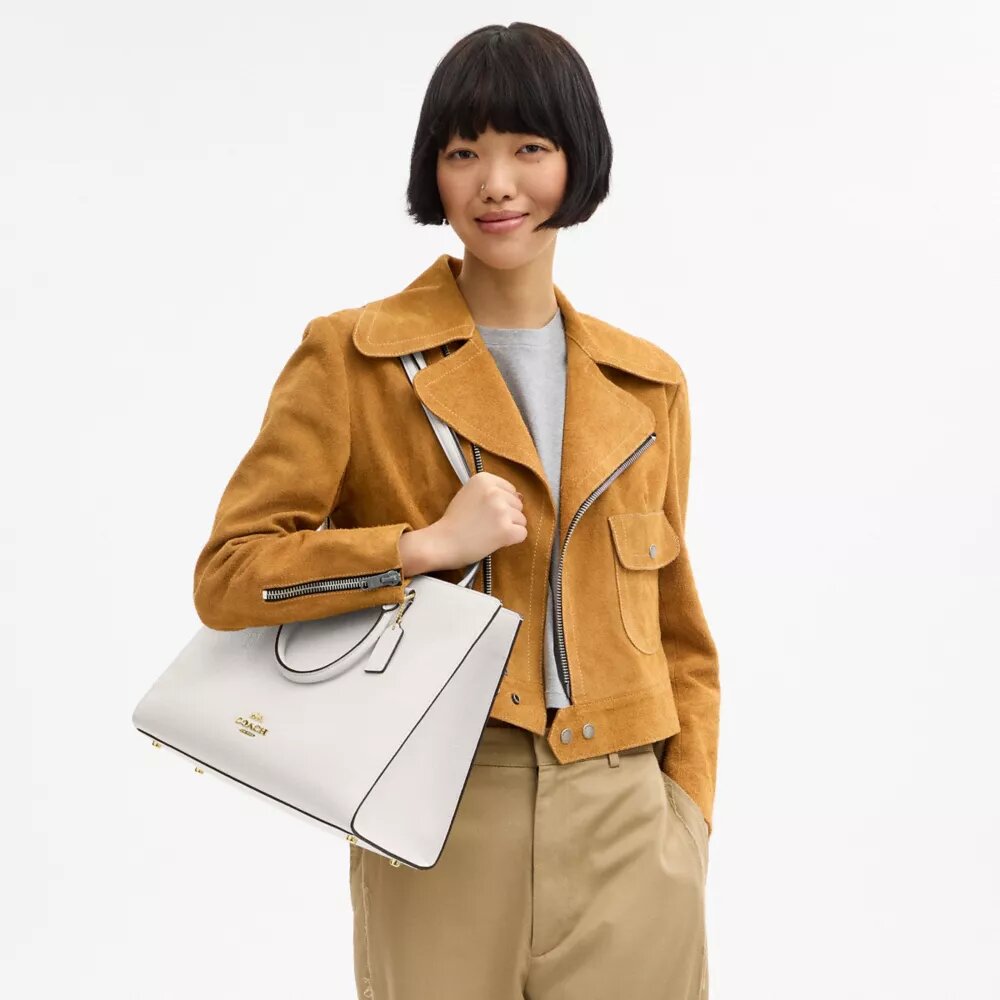 Maggie-tote-tasker