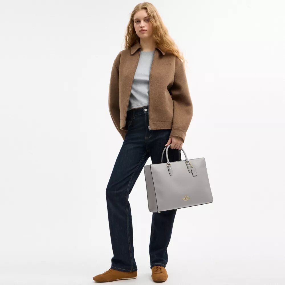 Maggie-tote-tasker